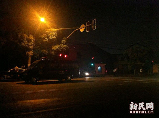 上海一名62岁男子一夜杀6人 枪杀哨兵及同事(组图)